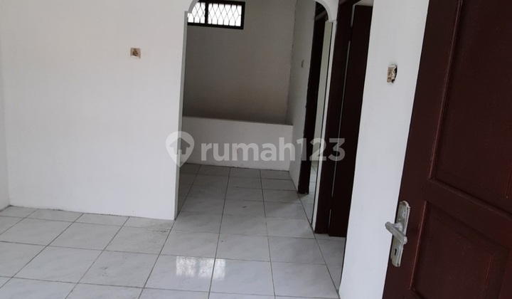 Rumah jati padang pasar minggu 3 kmr tdr 28jt/thn 6