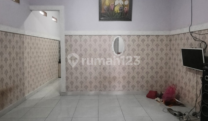 Rumah srengseng sawah jagakarsa dekat setu babakan 20jt/thn 4
