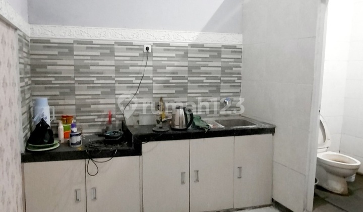 Rumah srengseng sawah jagakarsa dekat setu babakan 20jt/thn 8