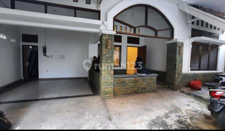 Rumah sangat strategis Jati padang Pejaten ls.180mtr dekat Halte busway 88jt/thn 1