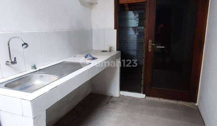 Rumah Pinggir Jln Mampang Prapatan Gatot subroto 105jt/thn Net 7