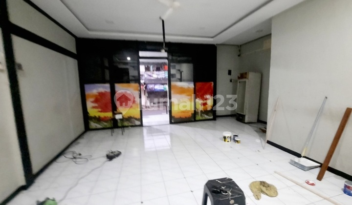 Kios pinggir jalan Lenteng agung jagakarsa dekat stasiun 36jt/thn 2