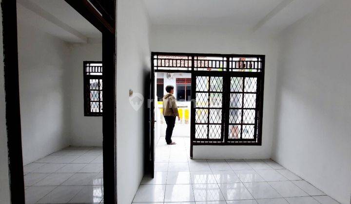 Rumah 2 lantai 3 kmr Jatipadang Pasar Minggu 27jt/thn 4