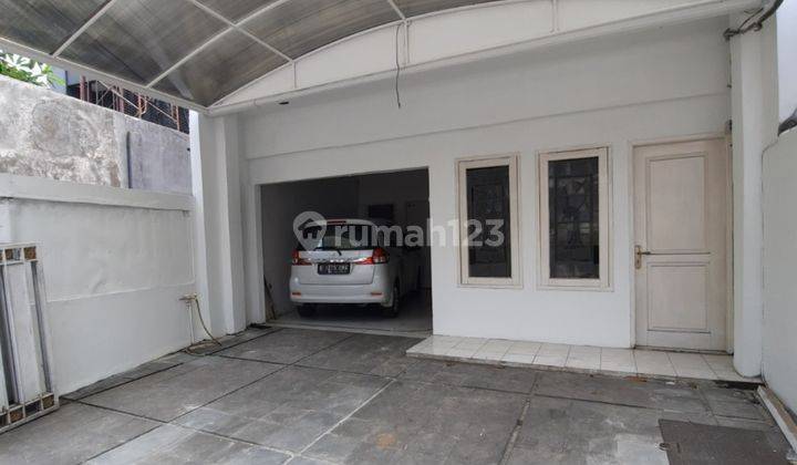 Rumah Pinggir Jln Raya.pejaten Pasar Minggu Lt.-+100mtr 1,9m 2