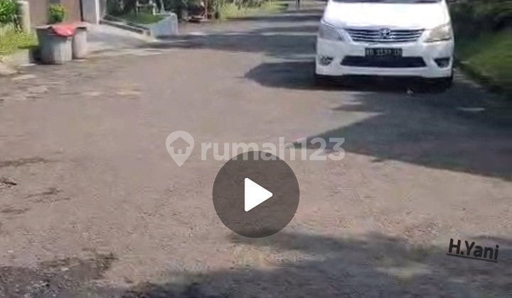 Cinere Green Valley Complex House, Bandung Street, 255m² land area, 2.7m in width. Cinere Green Valley Complex House, Bandung Street, 255m² land area, 2.7m in width.