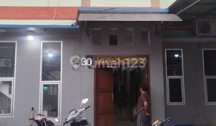 The only 30-room boarding house for 2.6M in Warung Buncit, Mampang Prapatan. 2