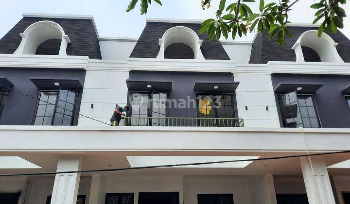 Jamin Suka Rumah Baru Dlm Komplek Pejaten Ps.minggu 3 Lantai 3.8m 2