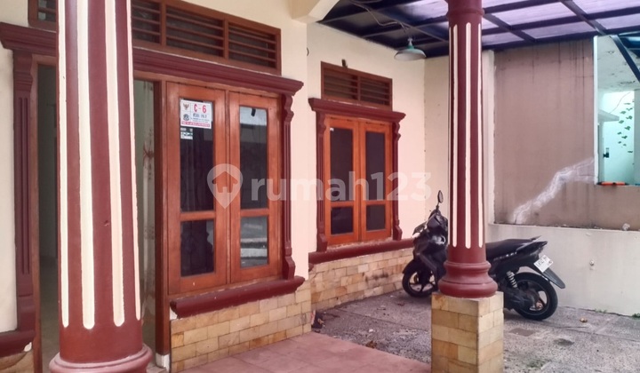 Rumah Lenteng Agung Jaksel Sebrang Univ. Pancasila 105mtr 1,1m