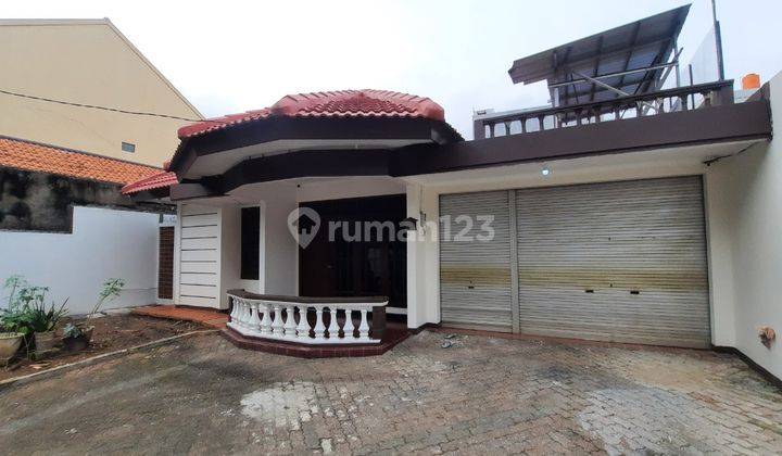 Rumah 300mtr Jatipadang Pejaten Ps.minggu 100jt/thn 4 Mbl 2