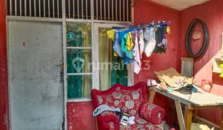 Affordable House in Lenteng Agung, South Jakarta, Across from Pancasila University. 220 million. 2