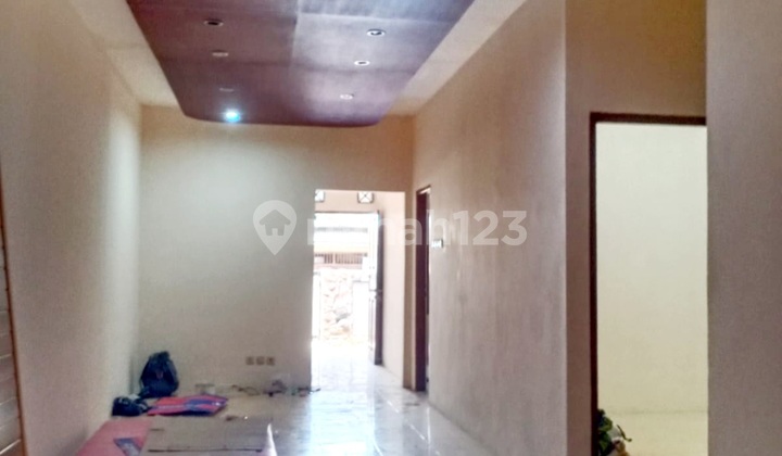 House 300mtr Lenteng Agung opposite Pancasila University 75 million/year 2