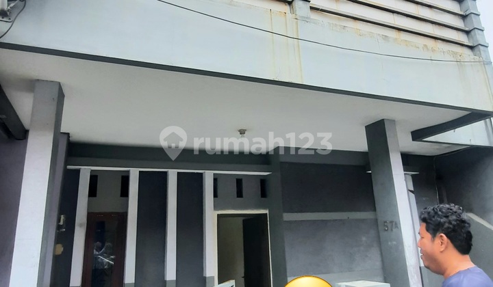 Runah Komplek Sgt Strategis di Tb.simatupang Pasar Minggu 5Kmr 78Jt/Thn
