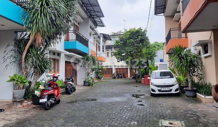 Rumah Mewah Besar Murah di Tb.simatupang Pasar Minggu 120Jt/Thn 2