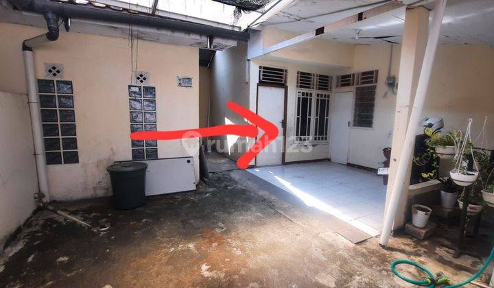 Rumah 3 Kmr Di Tb.simpatupang Pasar Minggu Blkg Plaza Oleos 1