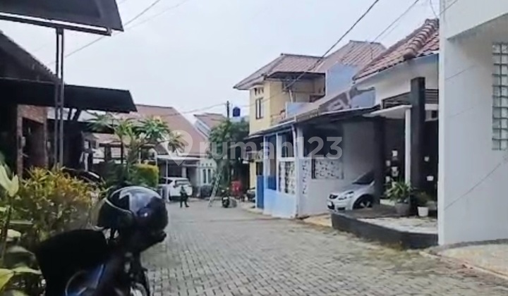Rumah Komplek Sperti Baru Jagakarsa Cilandak 178mtr Shm 2,6m Nego Rumah Komplek Sperti Baru Jagakarsa Cilandak 178mtr Shm 2,6m Nego