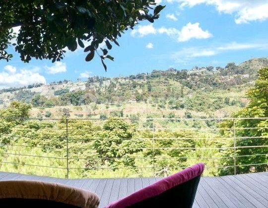 Villa Mewah dan Asri Dago Lembang Kota Bandung