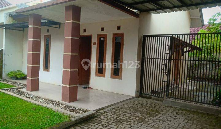 Rumah Terawat Siap Huni Cipamokolan Kota Bandung 1