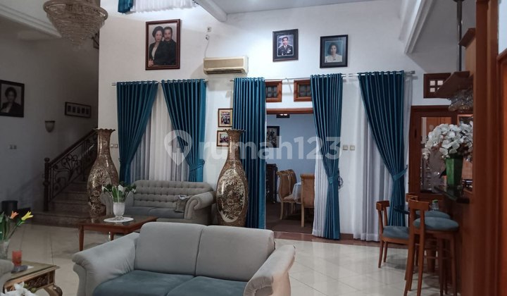 Strategic Luxury House Wing Road Jakarta Antapani Bandung City 2