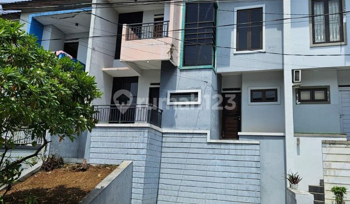 Turun Harga..Rumah Bagus Siap Huni Dalam Cluster di Bandung Timur Turun Harga..Rumah Bagus Siap Huni Dalam Cluster di Bandung Timur