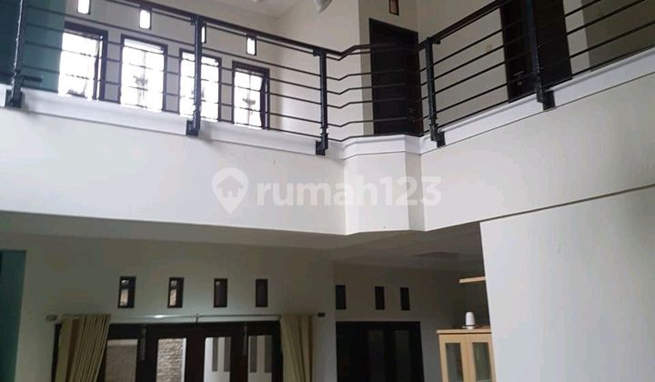 Rumah Dalam Komplek Bougenville Antapani Kota Bandung