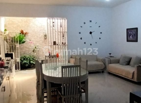 Rumah Terawat Siap Huni Turangga Buahbatu Kota Bandung