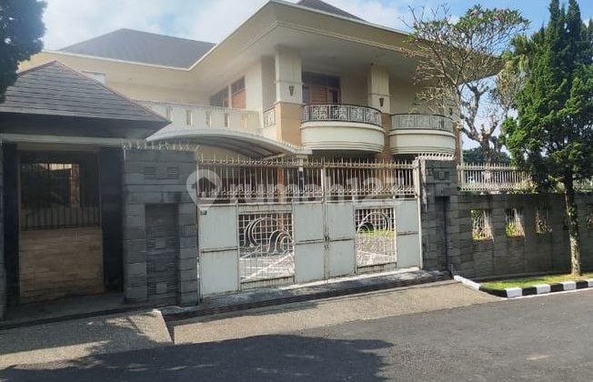 Rumah Mewah Siap Huni Dekat Upi Setiabudhi Kota Bandung Rumah Mewah Siap Huni Dekat Upi Setiabudhi Kota Bandung