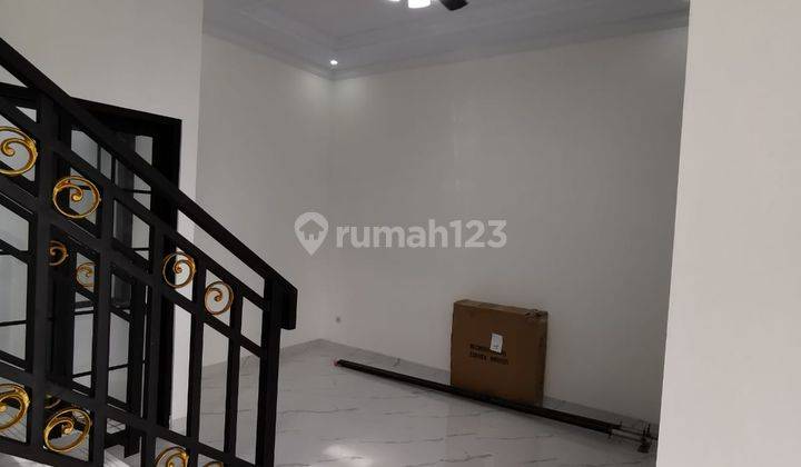 Jual Rumah Siap Huni di Rangkapanjaya. 1 Km Gerbang Tol Sawangan 2