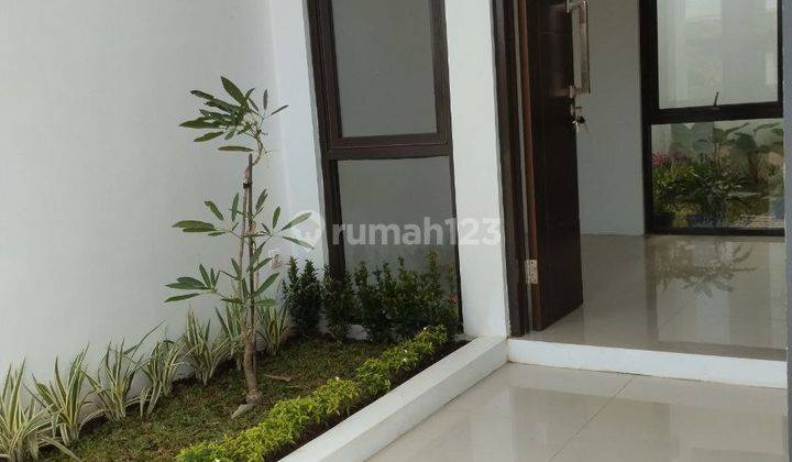 Rumah Baru 2Lt Nuansa Villa di Cibiru Bandung Timur  2