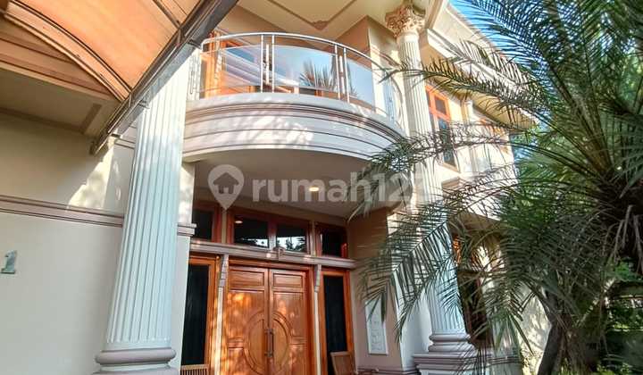 Luxury Hook House in Antapani Arcamanik
