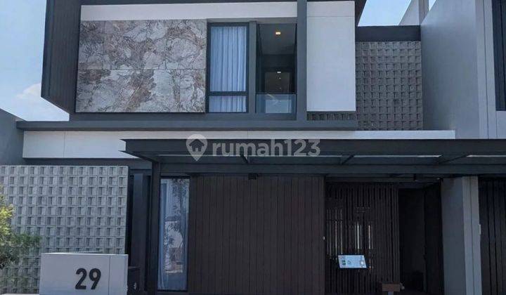 Rumah Mewah 2Lt di Summarecon Bandung Timur Dkt Soekarno Hatta Antapani  1