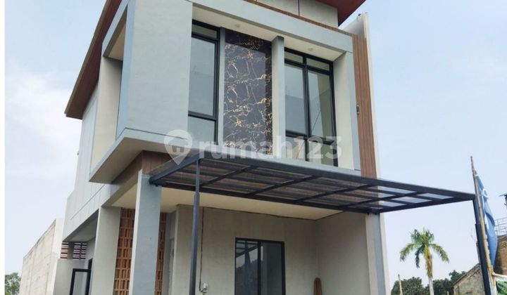 Luxury Strategic Villa House in Cikutra Near Gedung Sate