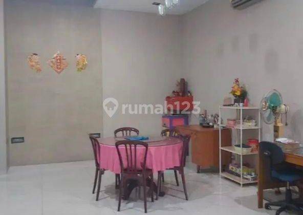 DI JUAL
1 UNIT VILLA SIAP HUNI DI KOMPLEK CEMARA ASRI 2