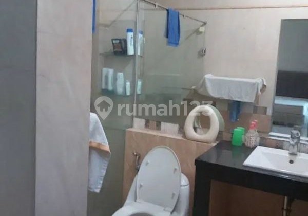 DI JUAL
1 UNIT VILLA SIAP HUNI DI KOMPLEK CEMARA ASRI 6
