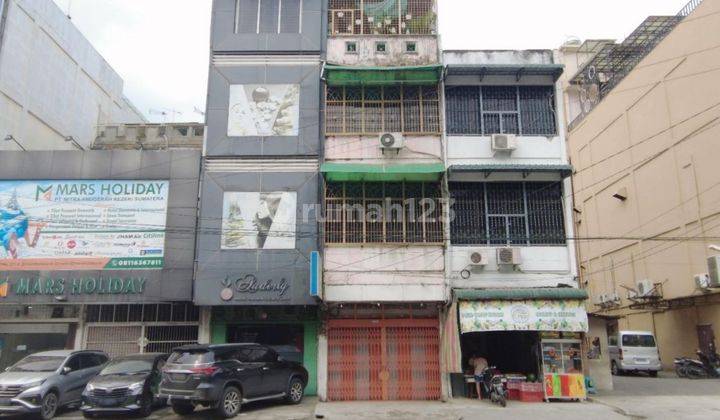 DI JUAL
1 UNIT RUKO SIAP HUNI DI JALAN WAHIDIN 2