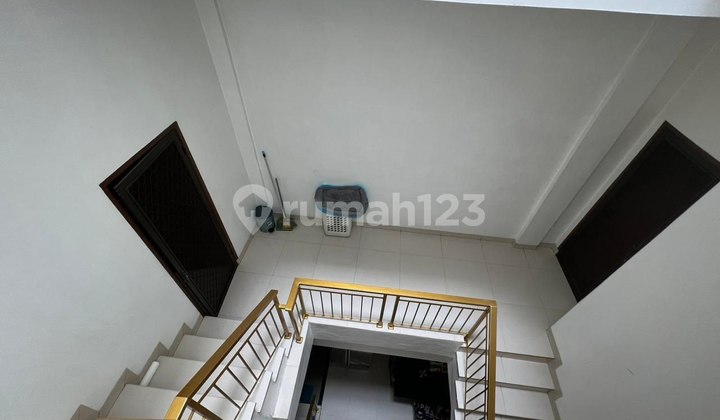 DI JUAL
1 UNIT RUKO SIAP HUNI DI KOMPLEK CITRA KARAKATAU PASAR 3 5