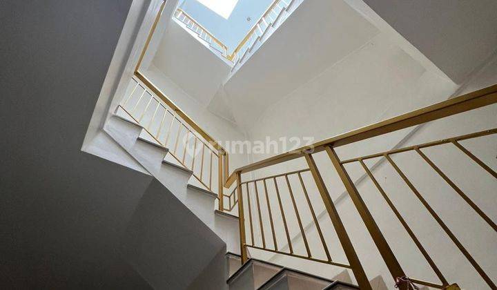 DI JUAL
1 UNIT RUKO SIAP HUNI DI KOMPLEK CITRA KARAKATAU PASAR 3 7