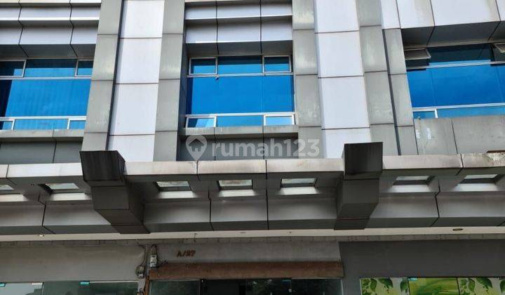 DI JUAL
1 UNIT RUKO SIAP HUNI DI KOMPLEK RIVER VIEW POLONIA 2