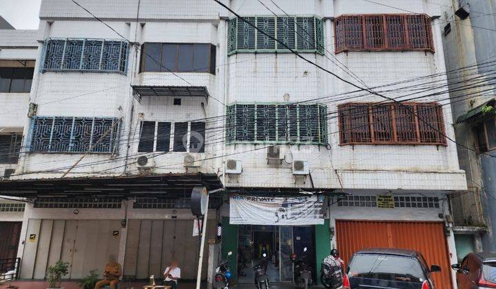 DI JUAL 1 UNIT RUKO SIAP HUNI DI JALAN S PARMAN SIMPANG KARO 2