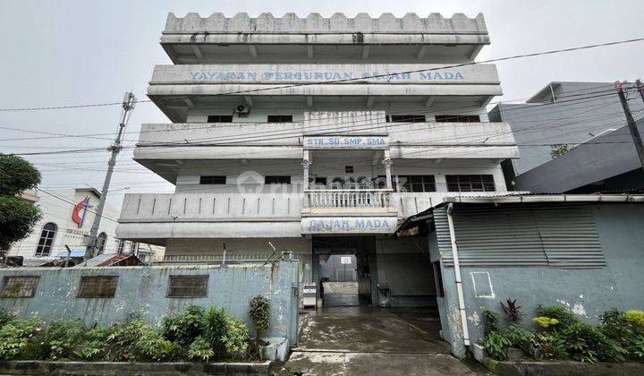 DI JUAL 1 UNIT GEDUNG HOOK SIAP PAKE DI JALAN SELAM 2 DEKAT MANDALA 2