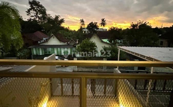 Rumah Mewah Design Kontemporer Dekat Pawon Mbah Gito 2