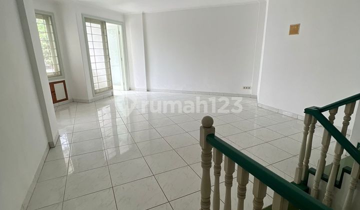 Town House di Pantai Mutiara, Pluit – Jakarta Utara