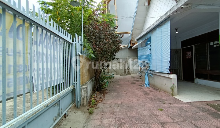 Rumah Lama 2 Lantai Mangga Besar Taman Sari