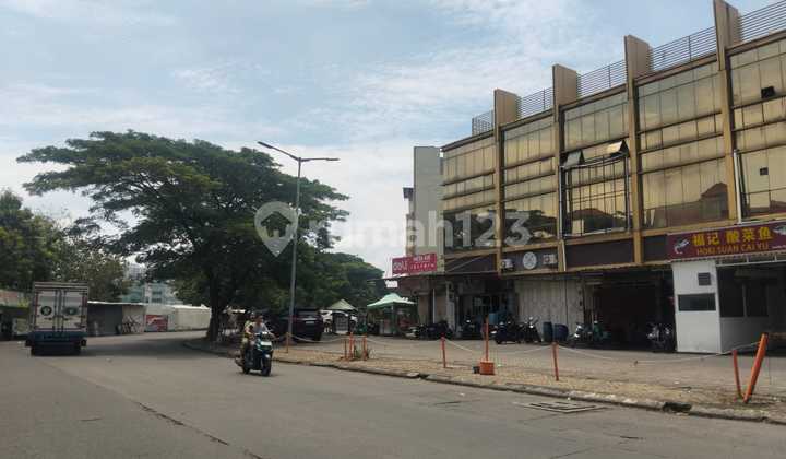 Ruko Malibu City Resort Ruko 3 Lantai Ramai Parkir Luas Ruko Malibu City Resort Ruko 3 Lantai Ramai Parkir Luas