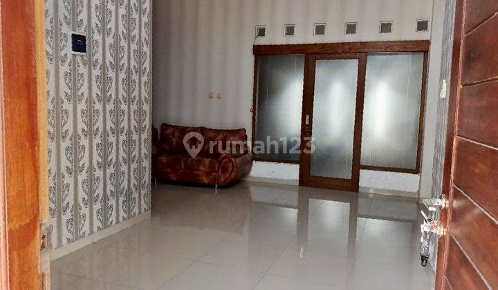 Rumah Full Furnished Siap Pakai Di Cluster Jalan Mangesti Raya Gentan Solo 2