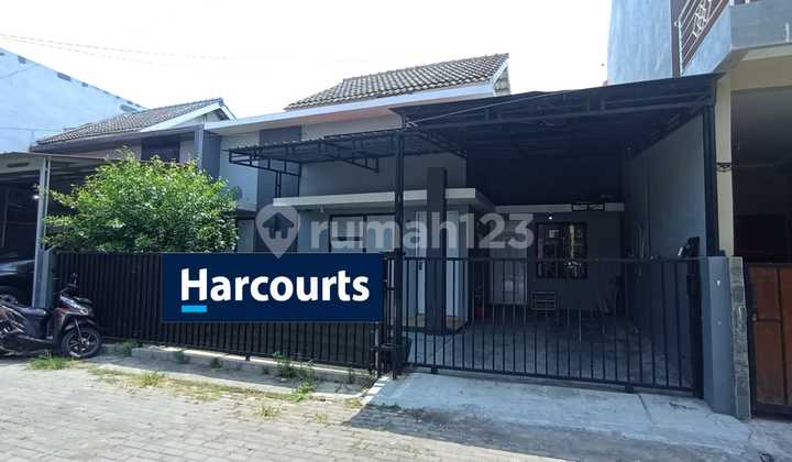 Ready-to-Use House Near Klodran Toll Gate in Baturan, Colomadu, Solo