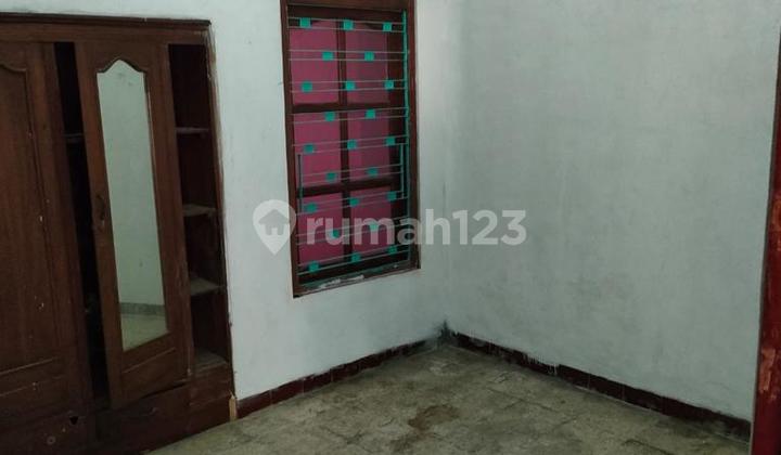 Disewakan Rumah dan Ruang Usaha Solo 6