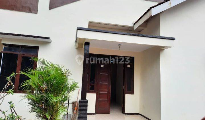 Turun Harga! Dijual Rumah Siap Pakai Di Pucangan, Kartasura, Solo.
lokasi Dekat Kampus Uin Surakarta Dan Pusat Perbelanjaan 2