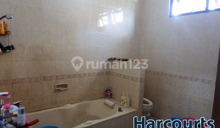 Dijual Rumah Induk dan Kost, Solo 5
