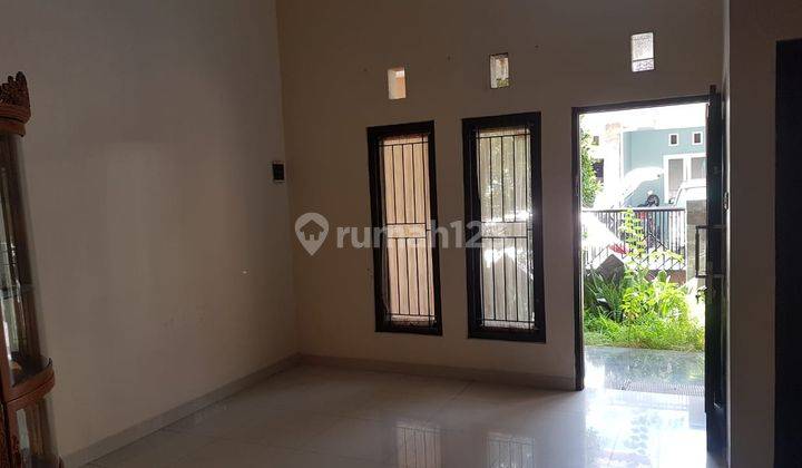 Dijual  Rumah Cantik Minimalis Cocok Untuk Keluarga Kecil Lokasi Dekat Luwes Gentan 2