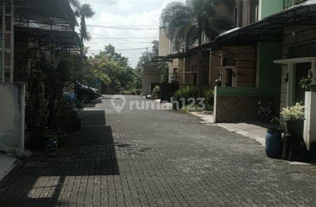 Disewakan Rumah 2 Lantai Siap Huni di Colomadu 2